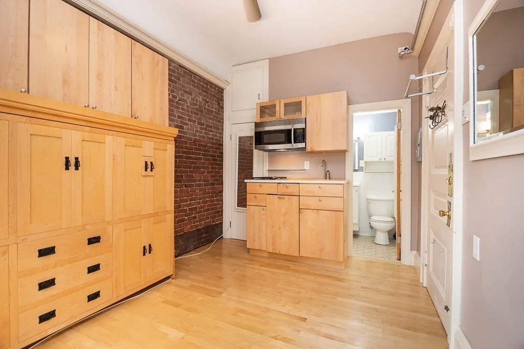 Studio bed, 1 bath apartment for rent at 290 Commonwealth Ave Unit 20, Back Bay — photo 9 of 18