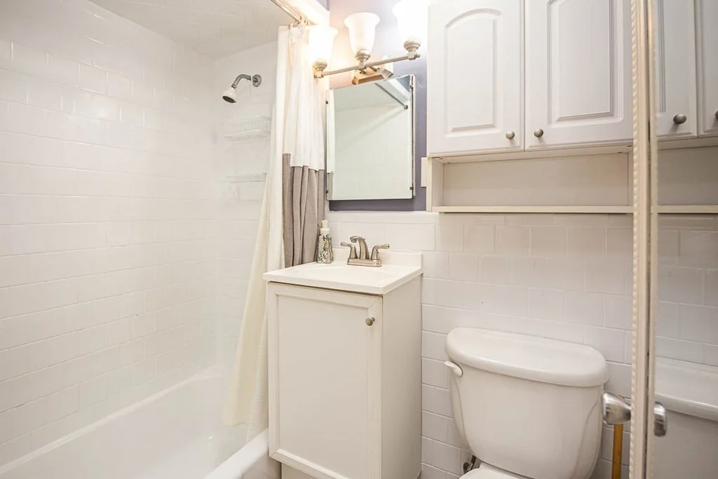 Studio bed, 1 bath apartment for rent at 290 Commonwealth Ave Unit 20, Back Bay — photo 16 of 18