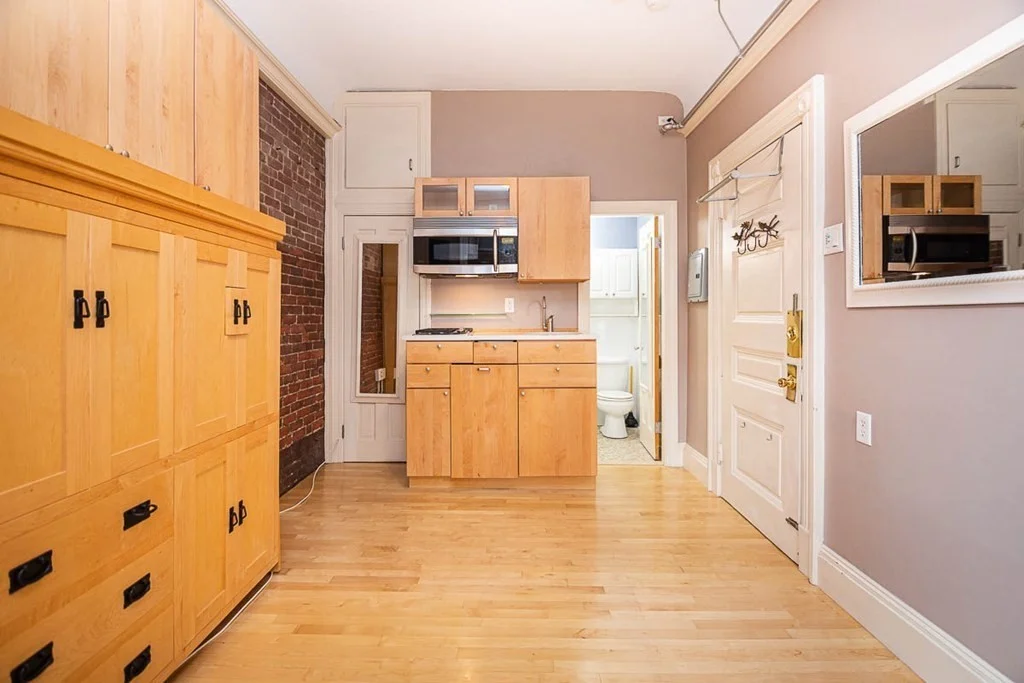 Studio bed, 1 bath apartment for rent at 290 Commonwealth Ave Unit 20, Back Bay — photo 11 of 18