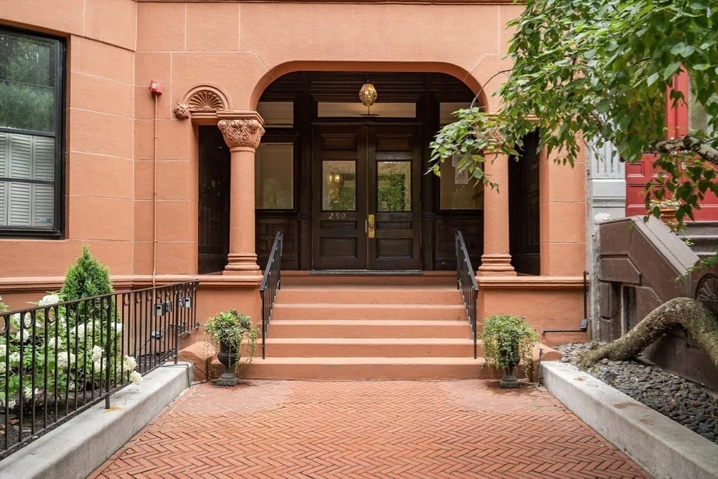 Studio bed, 1 bath apartment for rent at 290 Commonwealth Ave Unit 8, Back Bay — photo 26 of 32