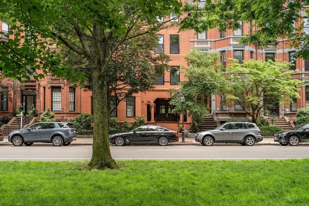 Studio bed, 1 bath apartment for rent at 290 Commonwealth Ave Unit 8, Back Bay — photo 28 of 32