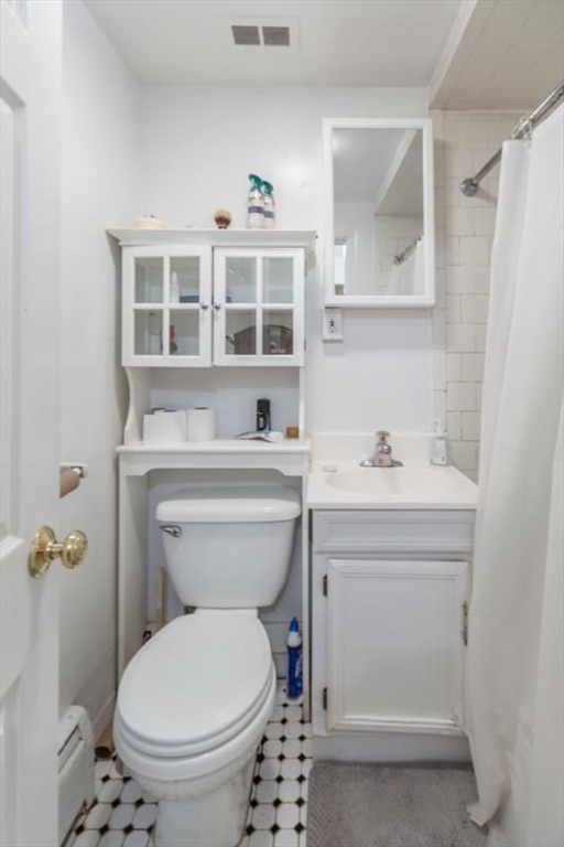 3 bed, 1 bath apartment for rent at 290 Commonwealth Ave Unit A, Back Bay — photo 9 of 11