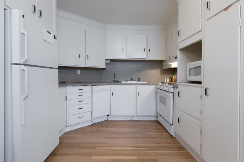 3 bed, 1 bath apartment for rent at 290 Commonwealth Ave Unit A, Back Bay — photo 2 of 11