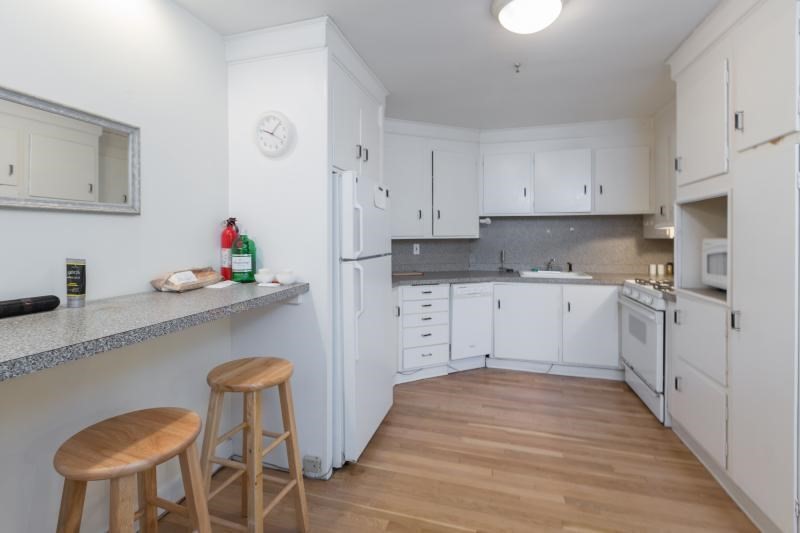 3 bed, 1 bath apartment for rent at 290 Commonwealth Ave Unit A, Back Bay — photo 1 of 11