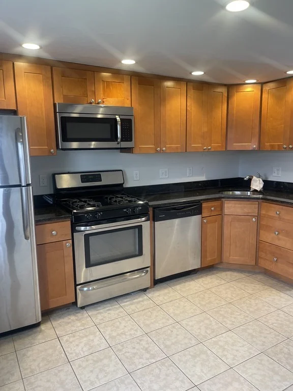 3 bed, 1 bath apartment for rent at 290 Copeland Unit SF, Quincy — photo 2 of 15