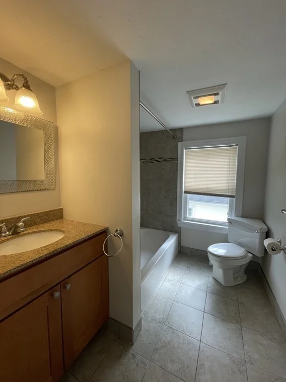 3 bed, 1 bath apartment for rent at 290 Copeland Unit SF, Quincy — photo 10 of 15