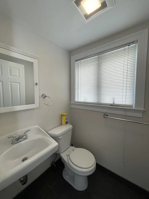 3 bed, 1 bath apartment for rent at 290 Copeland Unit SF, Quincy — photo 15 of 15
