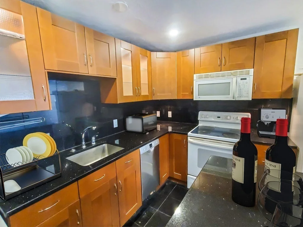 2 bed, 1 bath apartment for rent at 290 Corey Rd Unit 12, Brighton — photo 2 of 8