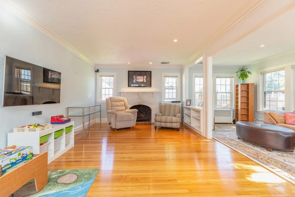 3 bed, 3 bath apartment for rent at 290 Dorset Rd Unit 290, Waban — photo 2 of 21