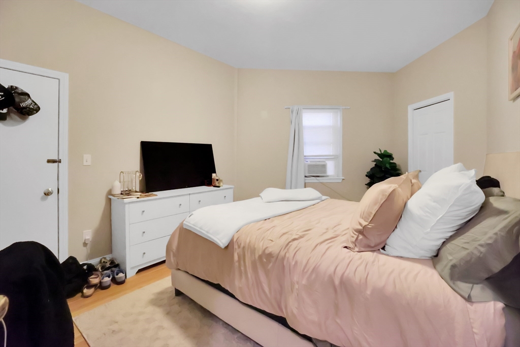 2 bed, 1 bath apartment for rent at 290 E 8th St Unit 8, South Boston — photo 7 of 11