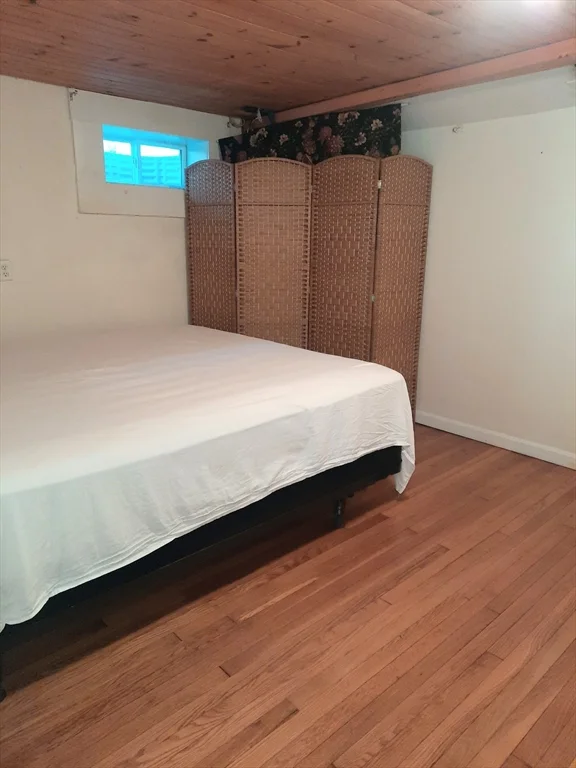 1 bed, 1 bath apartment for rent at 290 Elm St Unit 2, Duxbury — photo 3 of 5