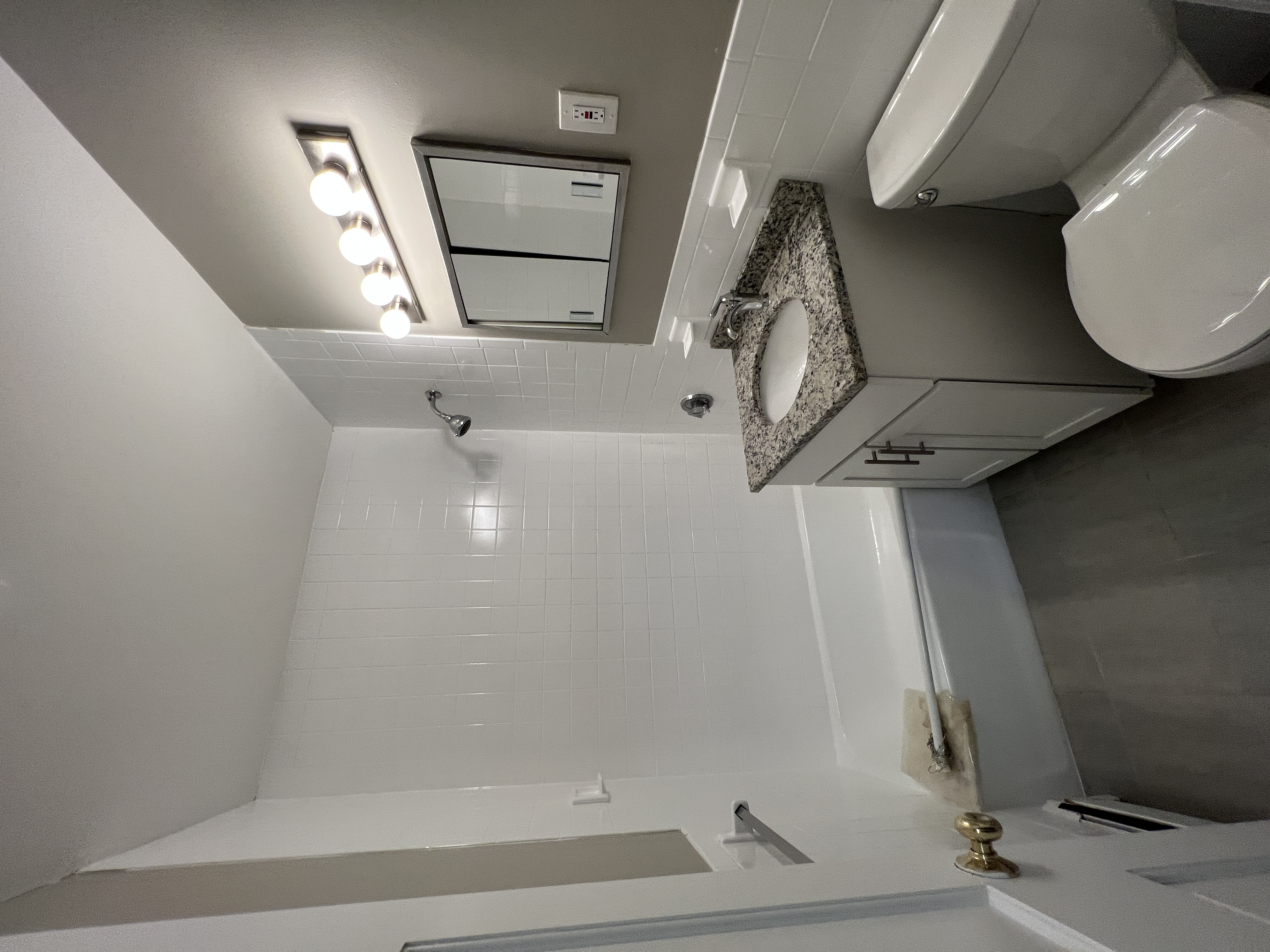 2 bed, 1 bath apartment for rent at 290 Grove St Unit 10, Auburndale — photo 11 of 15