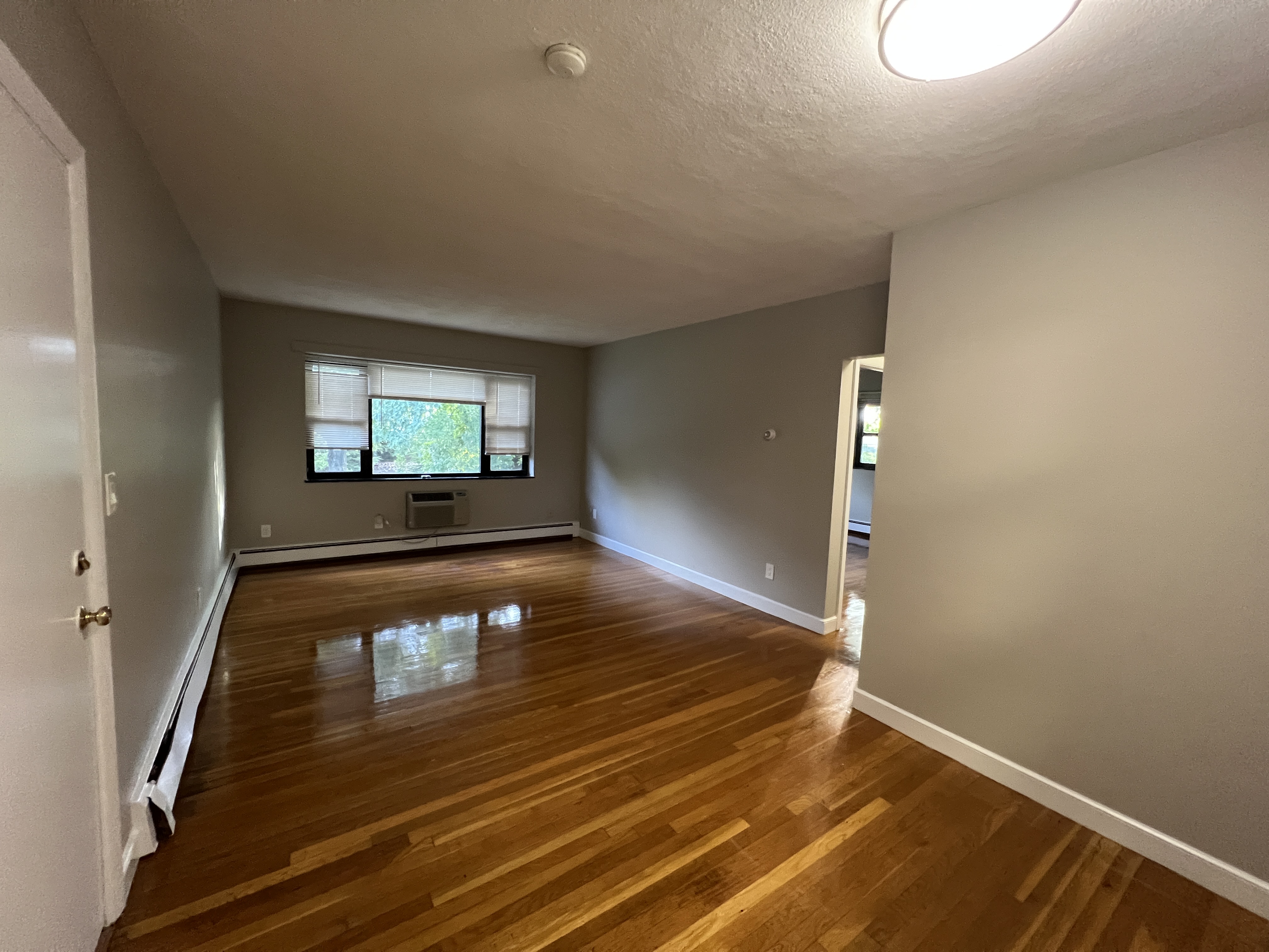2 bed, 1 bath apartment for rent at 290 Grove St Unit 10, Auburndale — photo 4 of 15