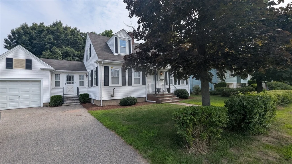 3 bed, 1 bath apartment for rent at 290 Milton St, Dedham — photo 16 of 19