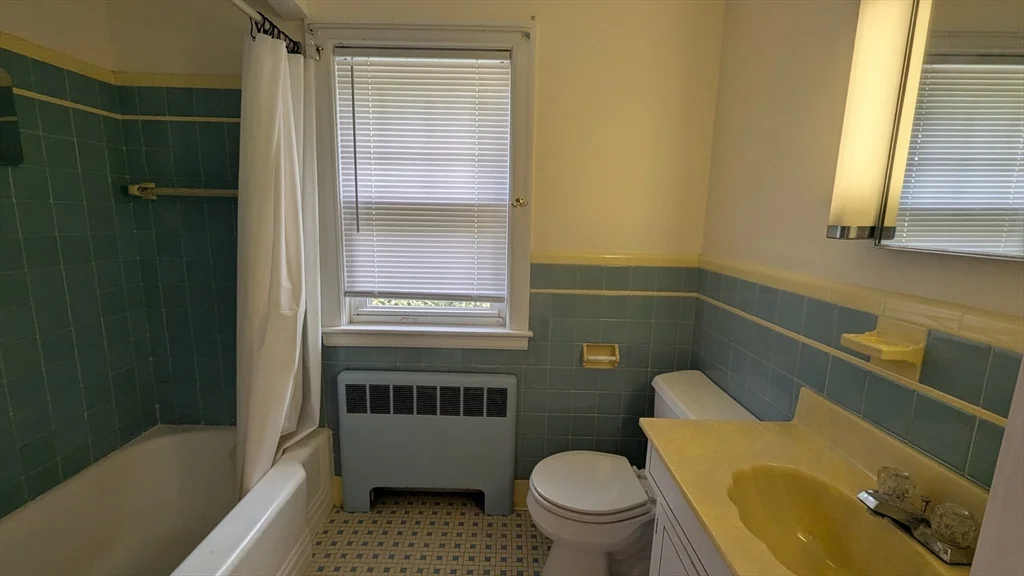 3 bed, 1 bath apartment for rent at 290 Milton St, Dedham — photo 13 of 19