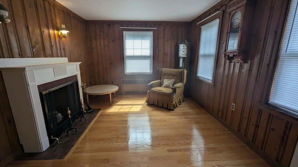 3 bed, 1 bath apartment for rent at 290 Milton St, Dedham — photo 8 of 19