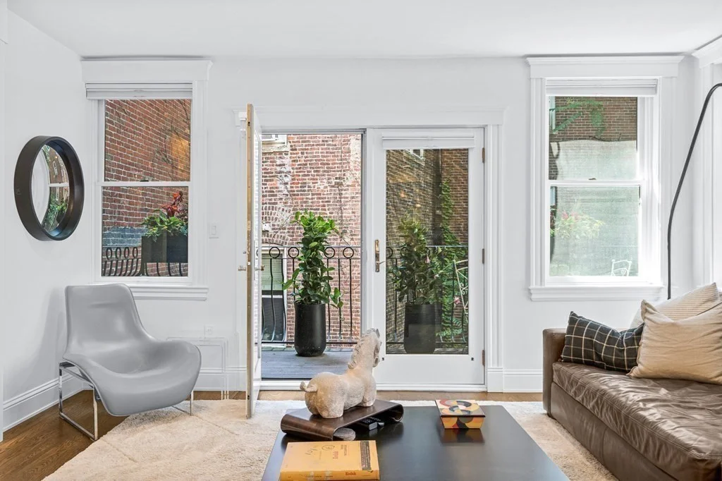 3 bed, 3 bath apartment for rent at 290 North St Unit 2, North End — photo 4 of 22