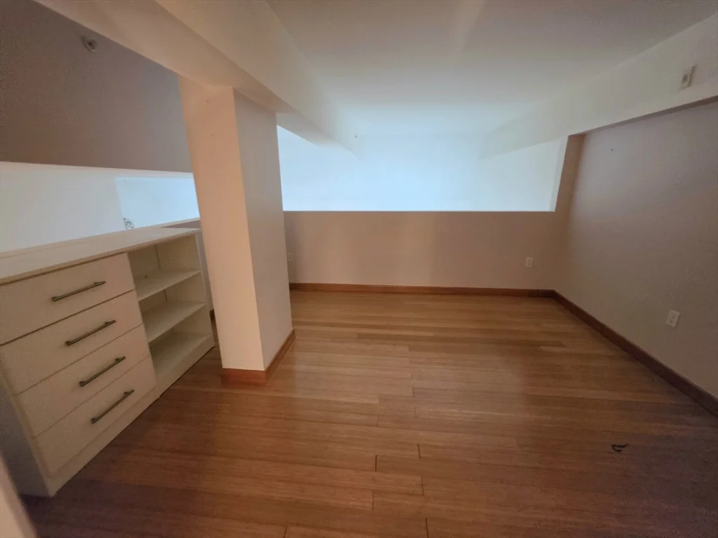 1 bed, 1 bath apartment for rent at 290 Pleasant St Unit 113, Watertown — photo 6 of 21