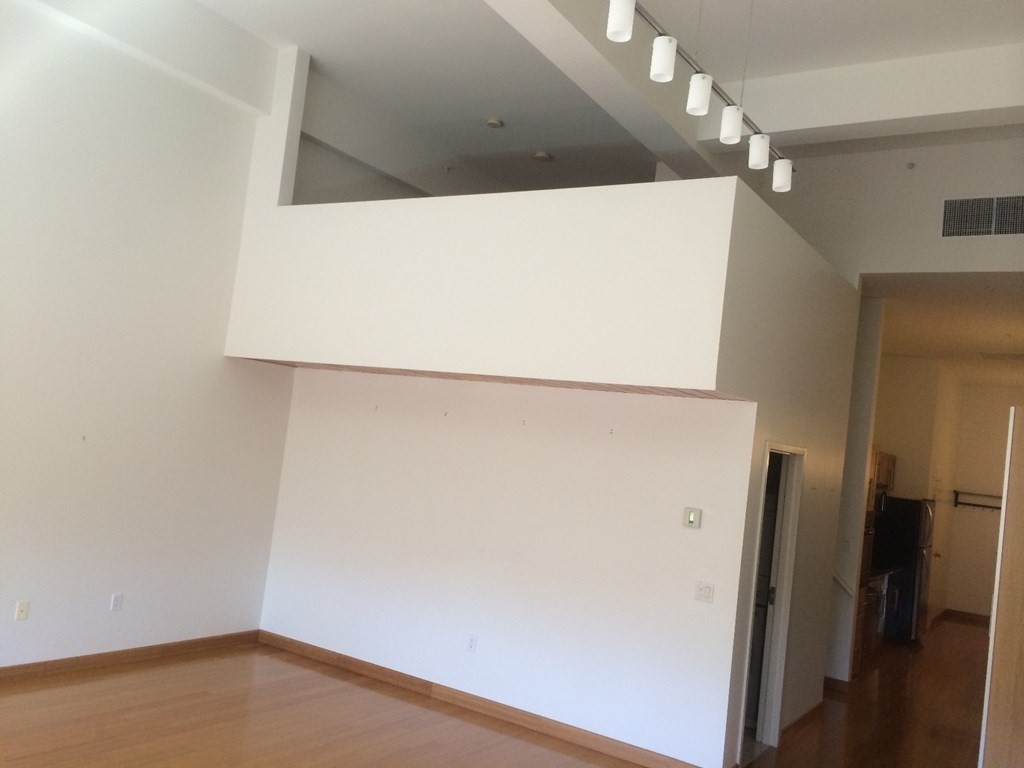 1 bed, 1 bath apartment for rent at 290 Pleasant St Unit 318, East Watertown — photo 6 of 13