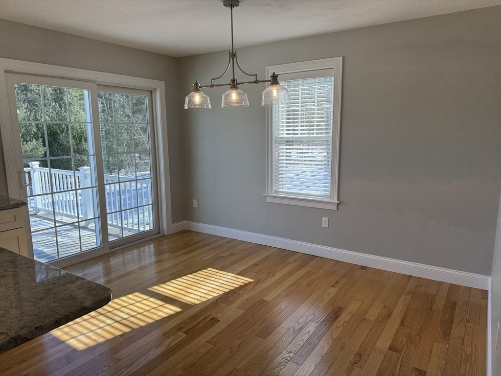 3 bed, 2 bath apartment for rent at 290 Thompson St Unit 1, Middleboro — photo 5 of 33