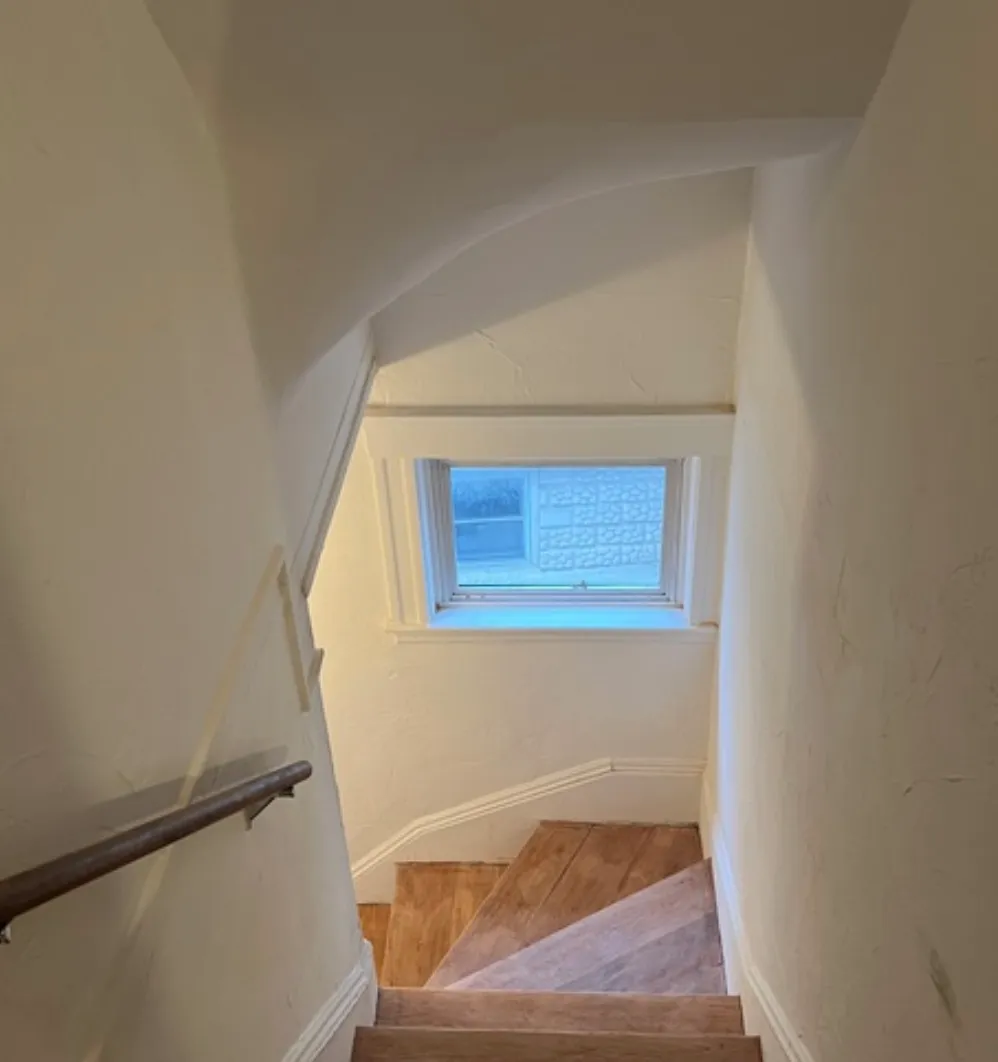 4 bed, 2 bath apartment for rent at 291 Alewife Brook Pkwy Unit 2, West Somerville — photo 7 of 10