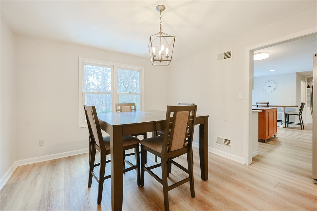 4 bed, 2 bath apartment for rent at 291 Central St, Framingham — photo 12 of 20