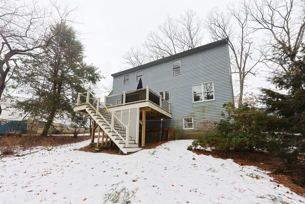 4 bed, 2 bath apartment for rent at 291 Central St, Framingham — photo 3 of 20