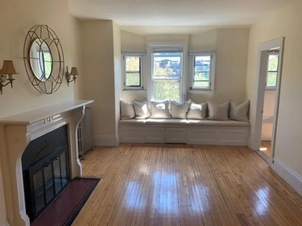 1 bed, 1 bath apartment for rent at 291 Commonwealth Ave Unit 6, Back Bay — photo 6 of 12