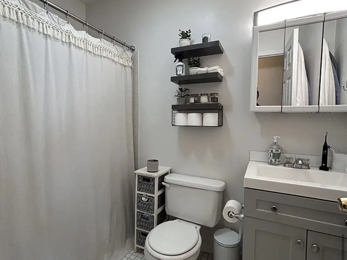 3 bed, 1 bath apartment for rent at 291 E St Unit 3, South Boston — photo 9 of 10