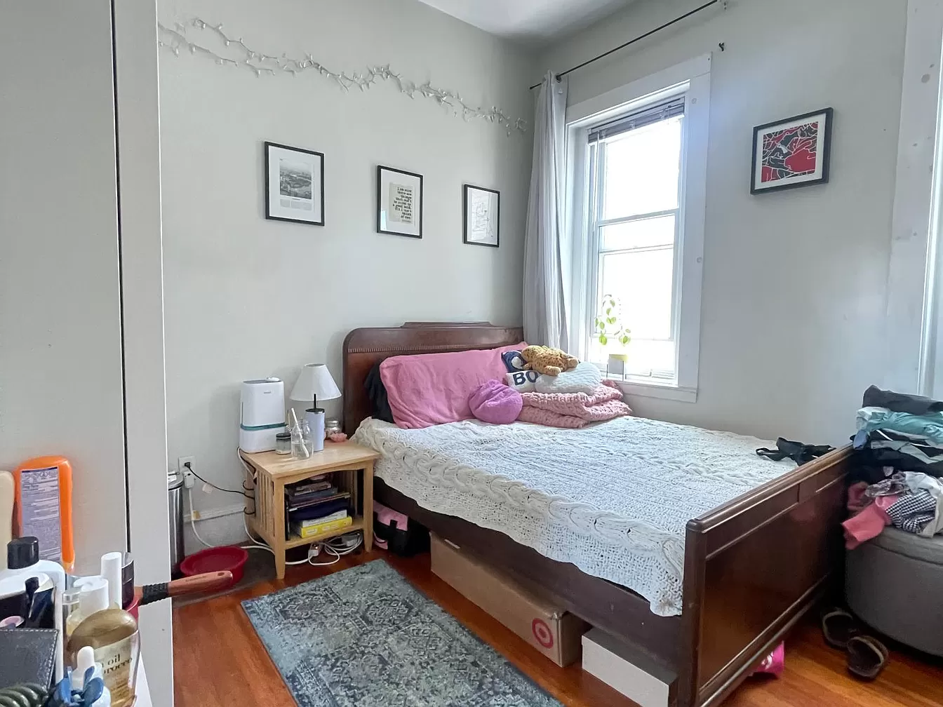 4 bed, 1 bath apartment for rent at 291 E St Unit 4, South Boston — photo 9 of 12