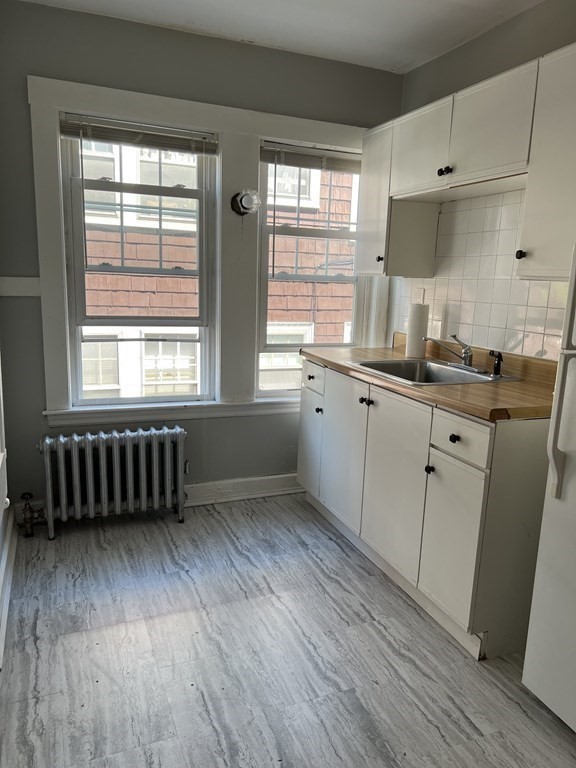 1 bed, 1 bath apartment for rent at 291 Highland Ave Unit 2, Quincy — photo 1 of 8