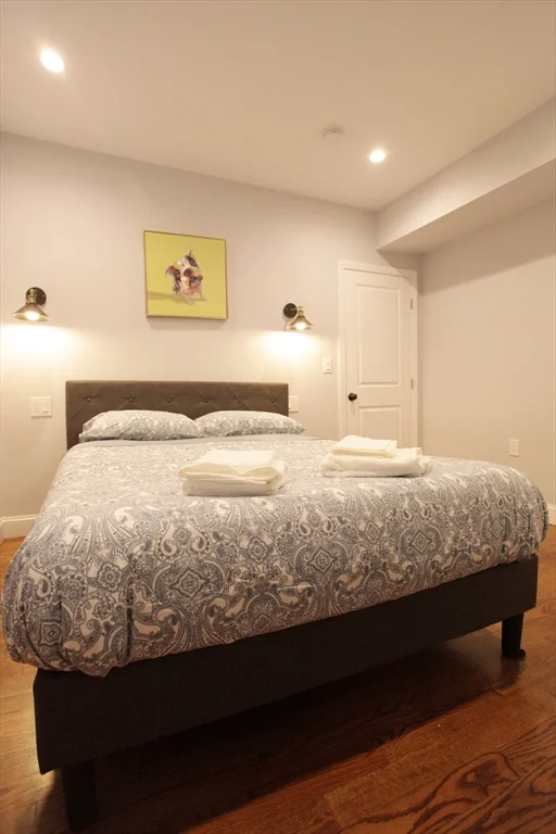 3 bed, 1 bath apartment for rent at 291 Main St Unit 3, Everett — photo 14 of 20