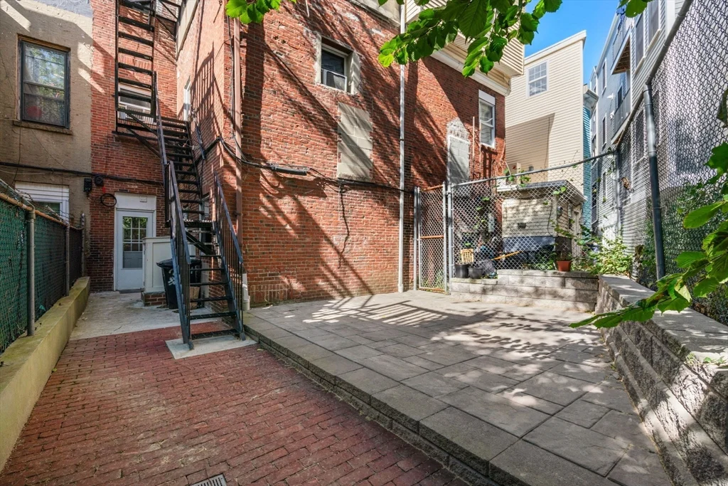 2 bed, 1 bath apartment for rent at 291 Meridian St Unit 1, East Boston — photo 15 of 20