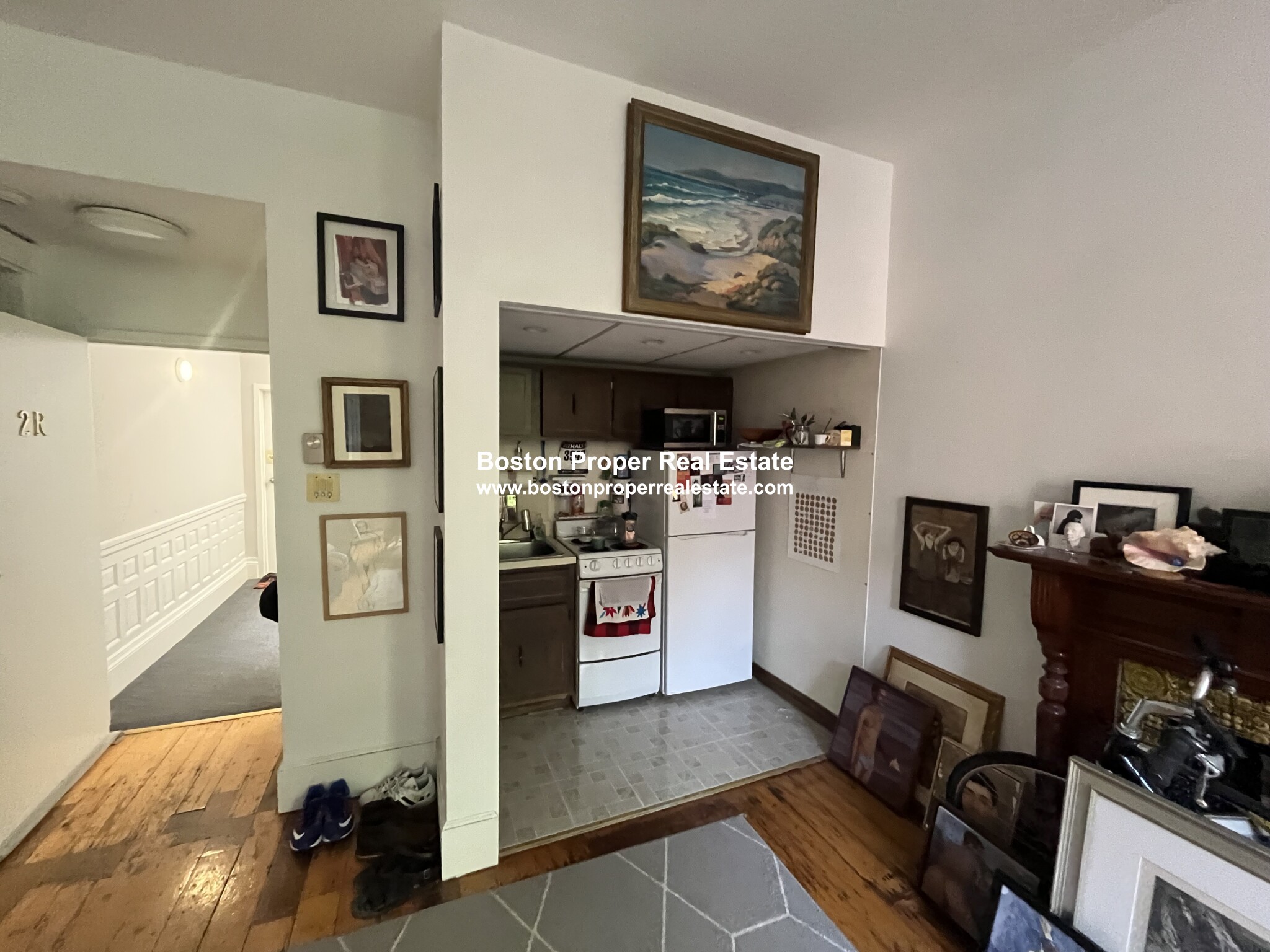 1 bed, 1 bath apartment for rent at 291 Newbury St Unit 2R, Back Bay — photo 2 of 9