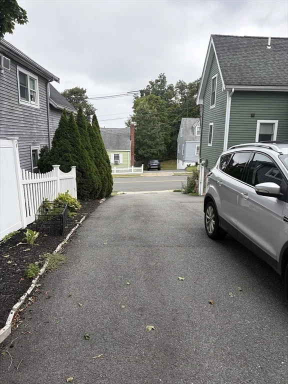 2 bed, 1 bath apartment for rent at 291 Parkland Ave Unit 1, Lynn — photo 10 of 12