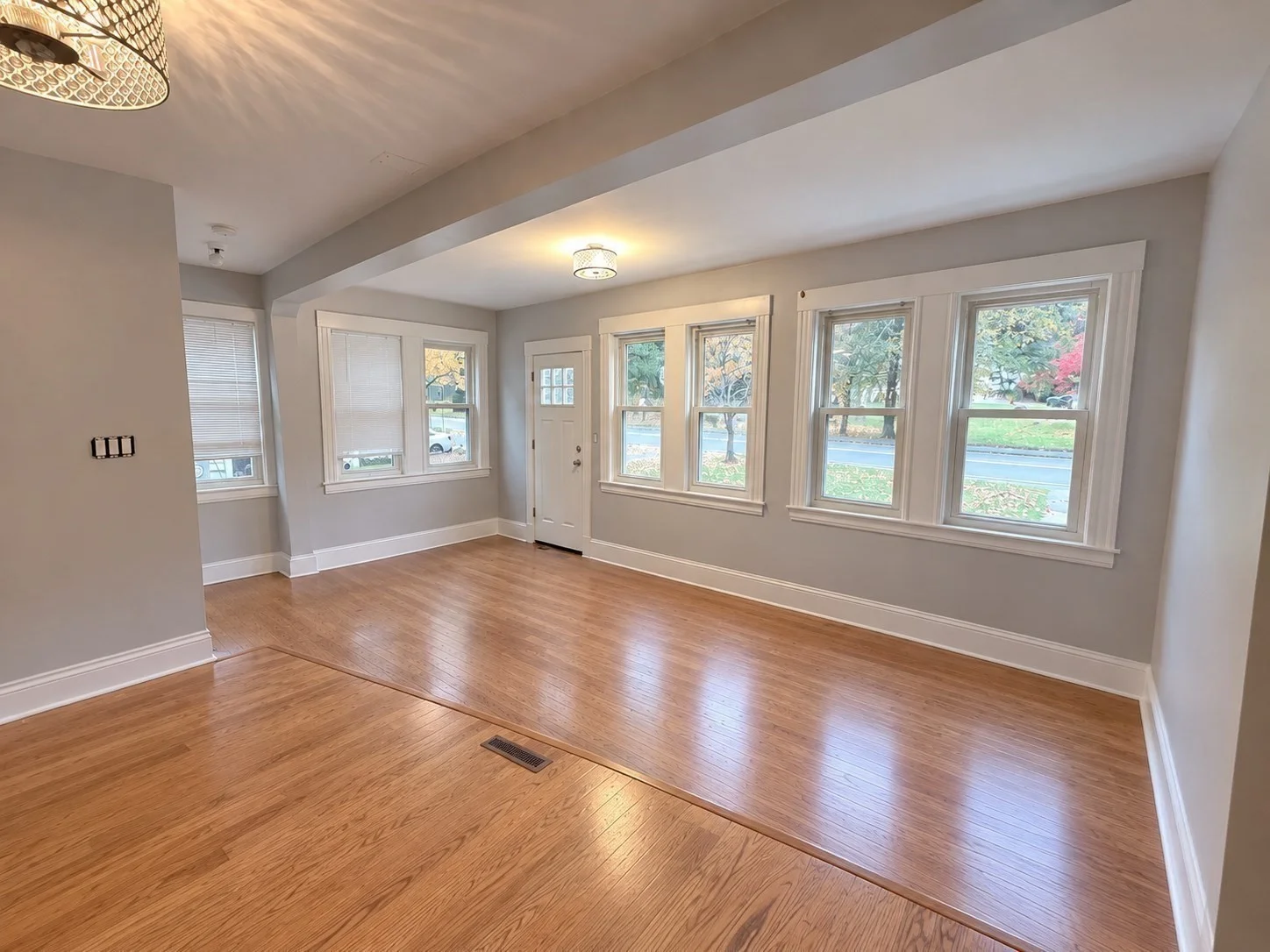 3 bed, 1 bath apartment for rent at 291 Washington St Unit 1, Canton — photo 6 of 16