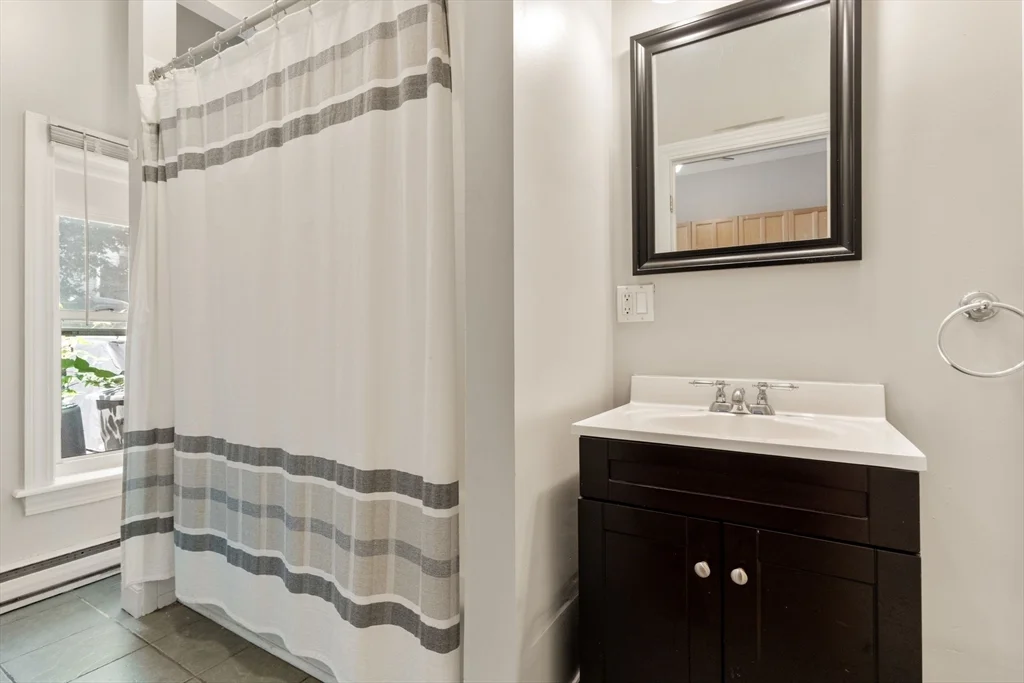 1 bed, 1 bath apartment for rent at 291 West 3rd St Unit 1, South Boston — photo 21 of 22