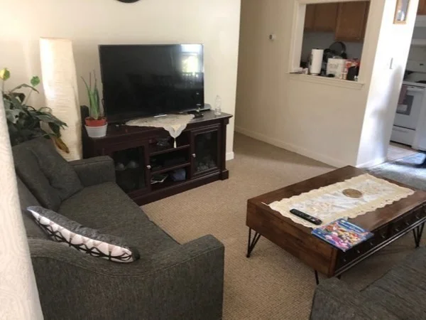 2 bed, 1 bath apartment for rent at 292 Bedford St Unit 2, Abington — photo 4 of 9