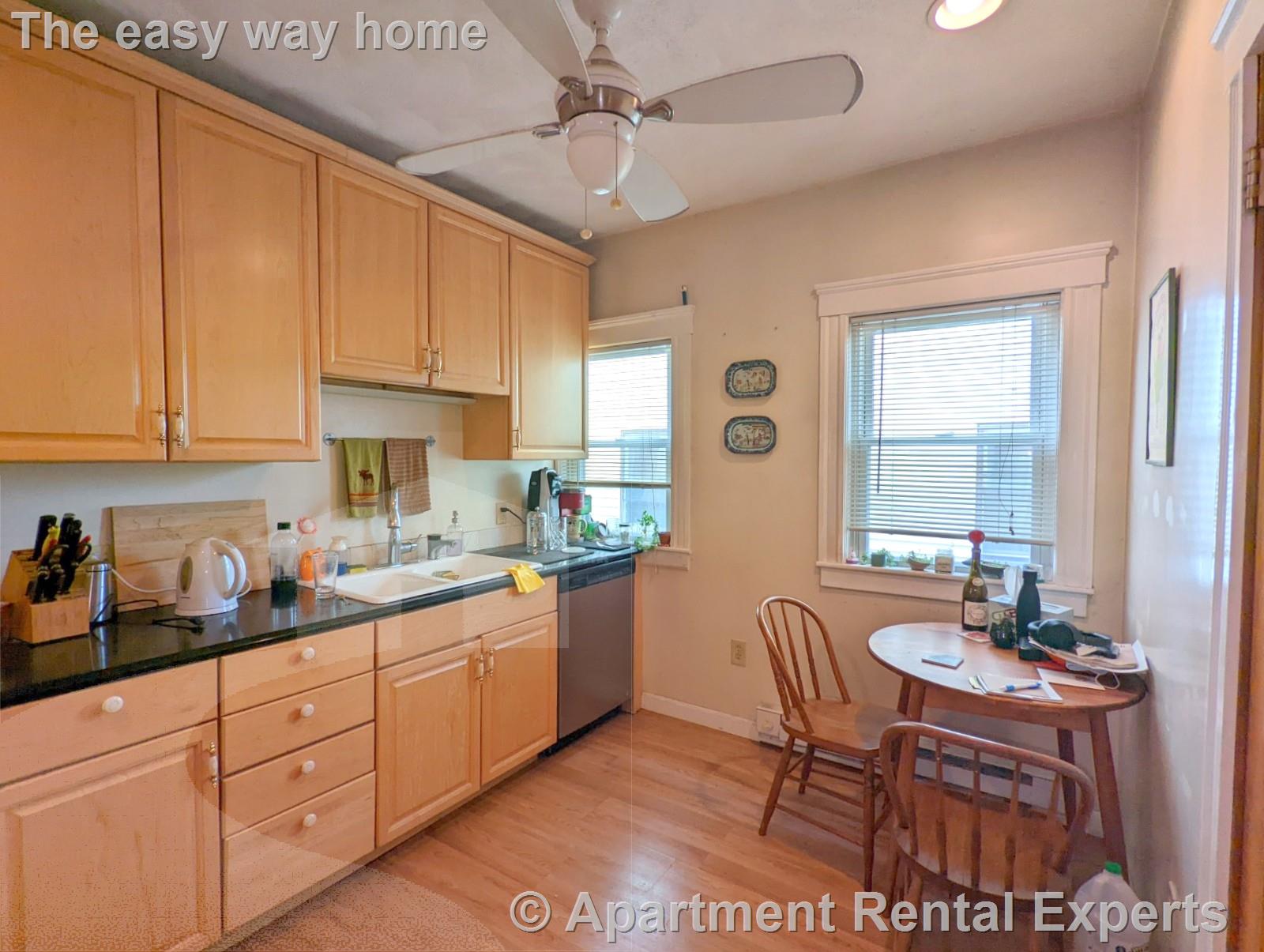 2 bed, 1 bath apartment for rent at 292 Boston Ave Unit 1, Tufts — photo 1 of 18
