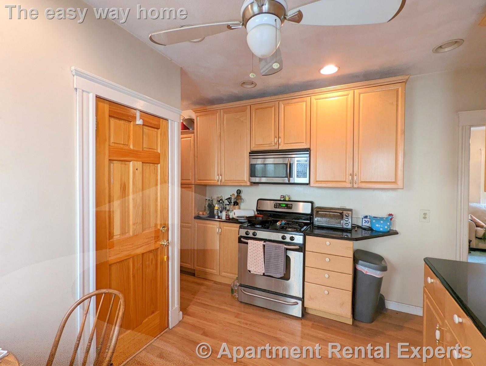 2 bed, 1 bath apartment for rent at 292 Boston Ave Unit 1, Tufts — photo 3 of 18