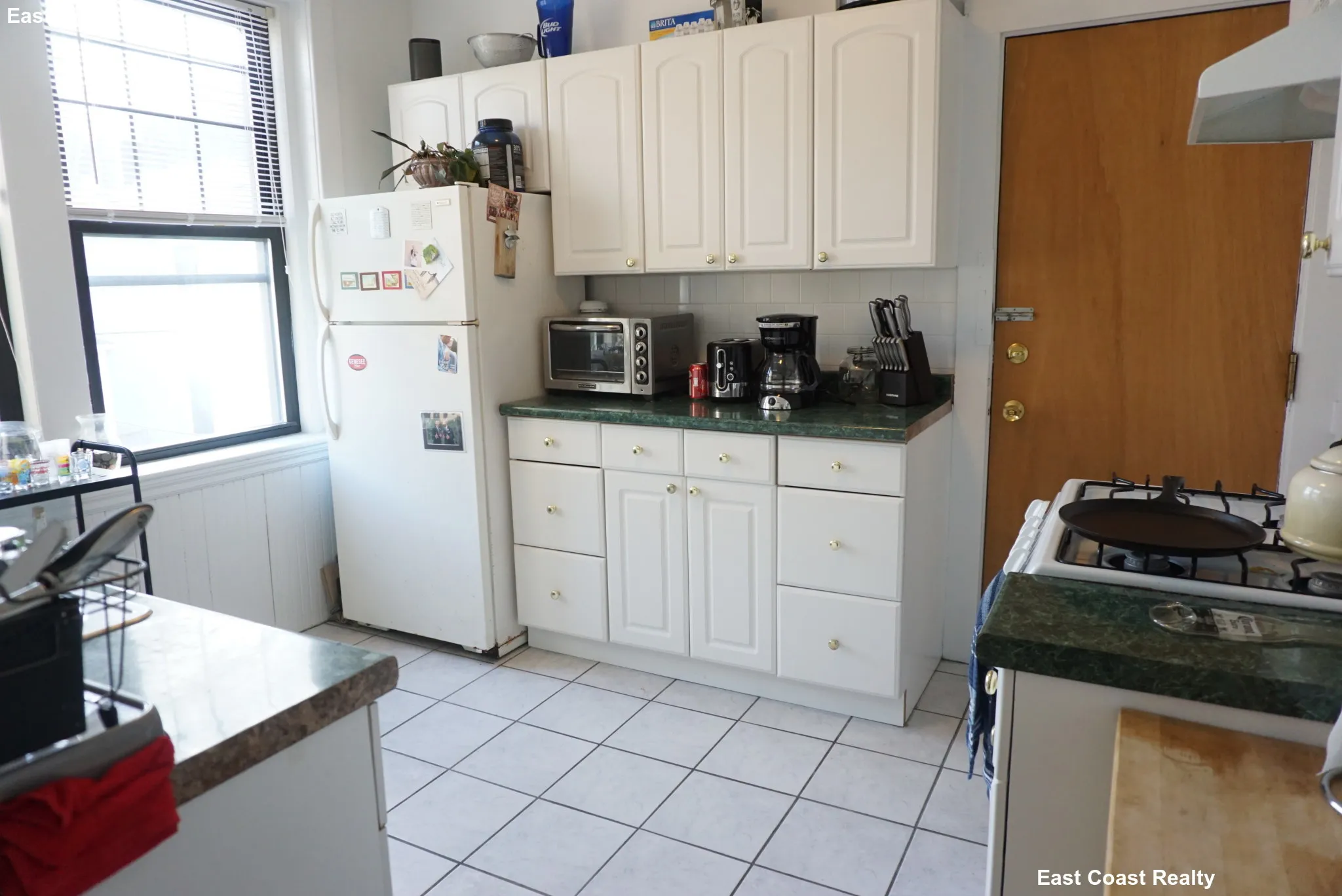 3 bed, 1 bath apartment for rent at 292 Harvard St Unit 3, Mid-Cambridge — photo 3 of 27