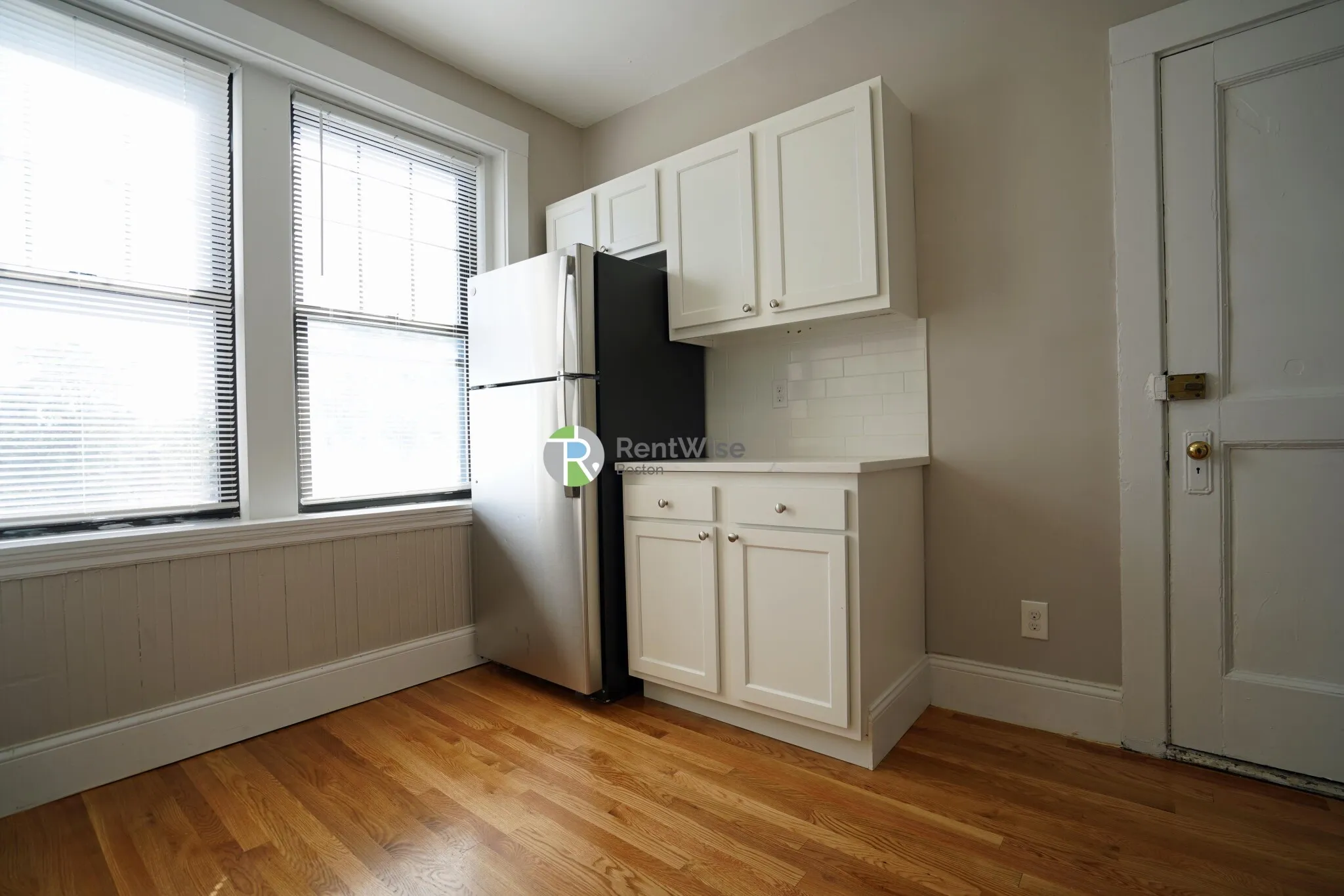 3 bed, 1 bath apartment for rent at 292 Harvard St Unit 7, Mid-Cambridge — photo 10 of 30