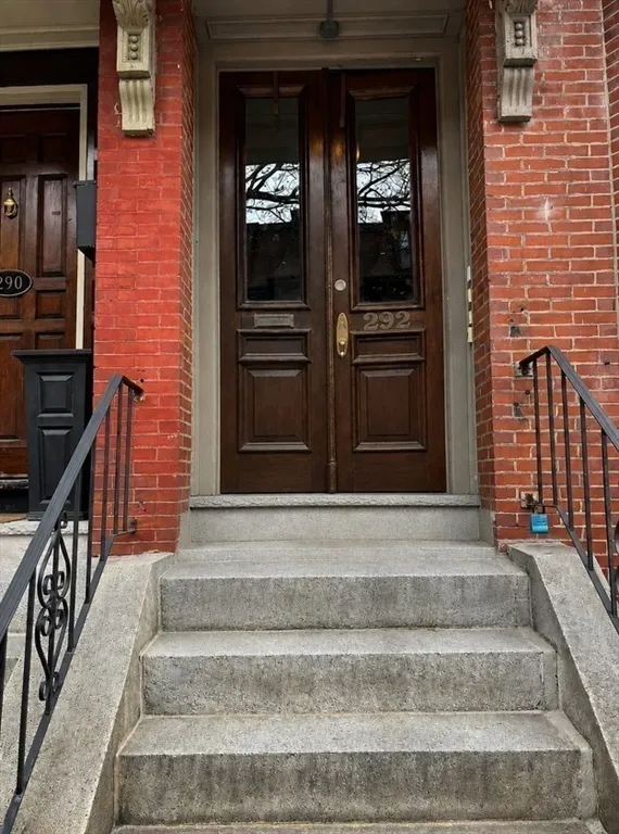1 bed, 1 bath apartment for rent at 292 K St Unit B, South Boston — photo 1 of 5