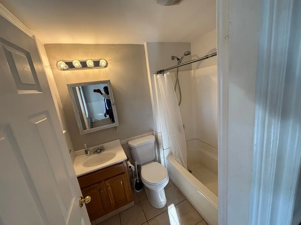 2 bed, 1 bath apartment for rent at 292 Providence Rd Unit D, Grafton — photo 8 of 24
