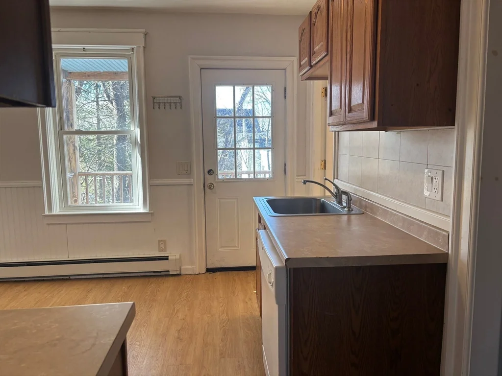 2 bed, 1 bath apartment for rent at 292 Providence Rd Unit D, Grafton — photo 10 of 24