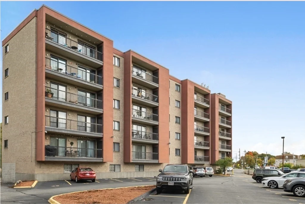 2 bed, 2 bath apartment for rent at 292 Salem St Unit 201, Revere — photo 1 of 28