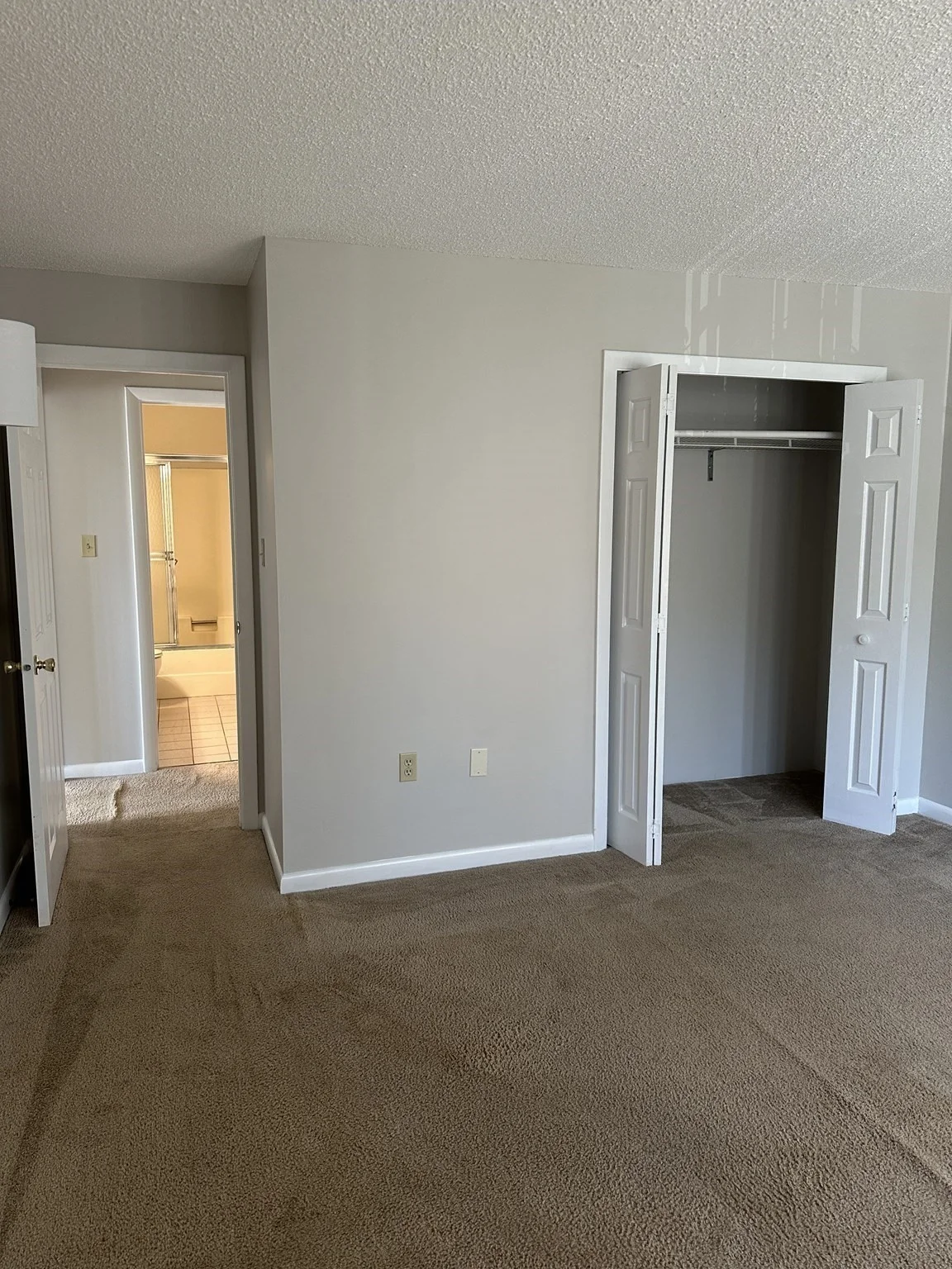 2 bed, 2 bath apartment for rent at 292 Salem St Unit 201, Revere — photo 30 of 34