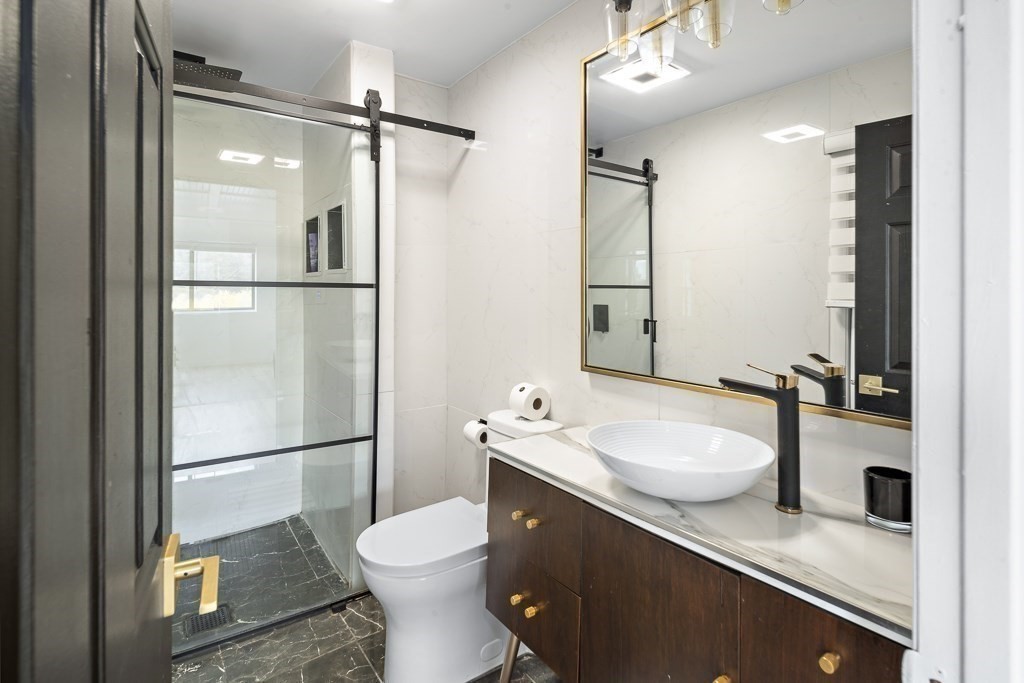2 bed, 2.5 bath apartment for rent at 292 Salem St Unit 501, Revere — photo 5 of 12