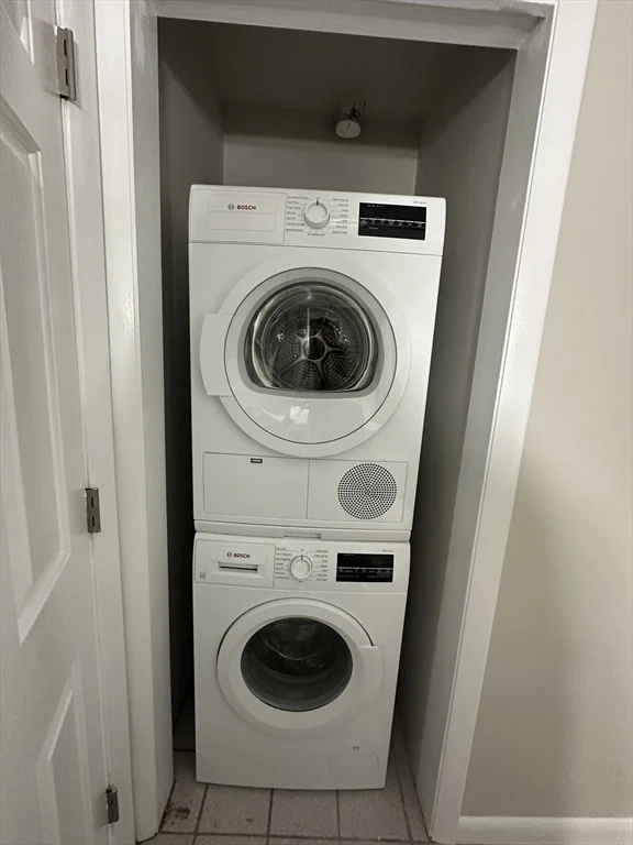 2 bed, 2 bath apartment for rent at 292 Salem Unit 503, Revere — photo 15 of 19