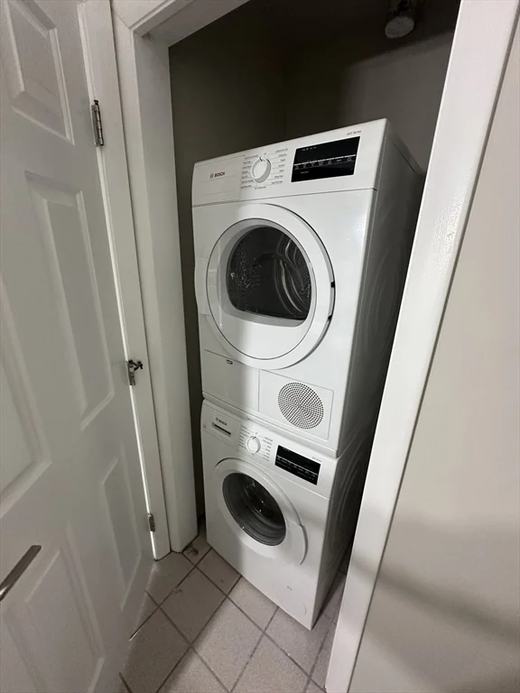 2 bed, 2 bath apartment for rent at 292 Salem Unit 503, Revere — photo 10 of 19